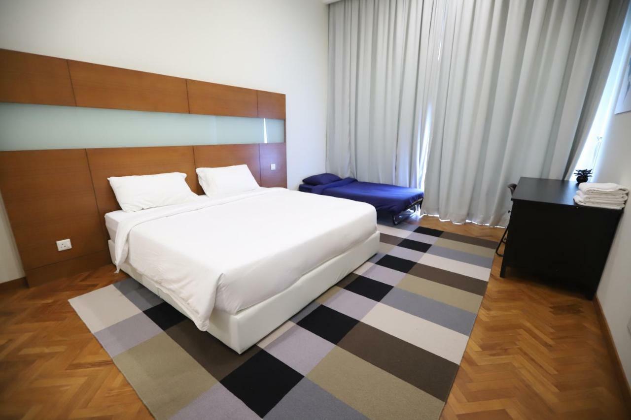 Apartamento The Straits Quay Marina By Messina Clive George Town Exterior foto