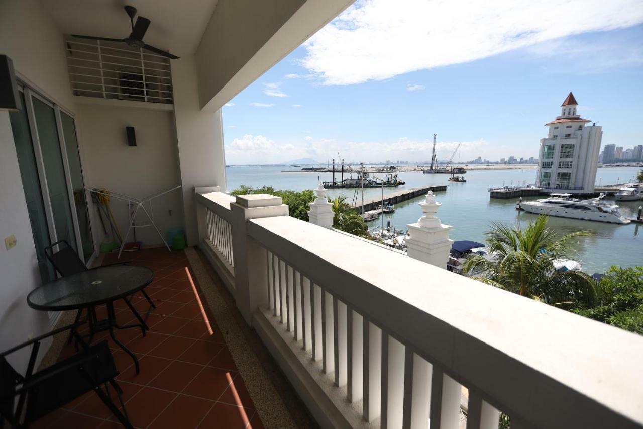 Apartamento The Straits Quay Marina By Messina Clive George Town Exterior foto