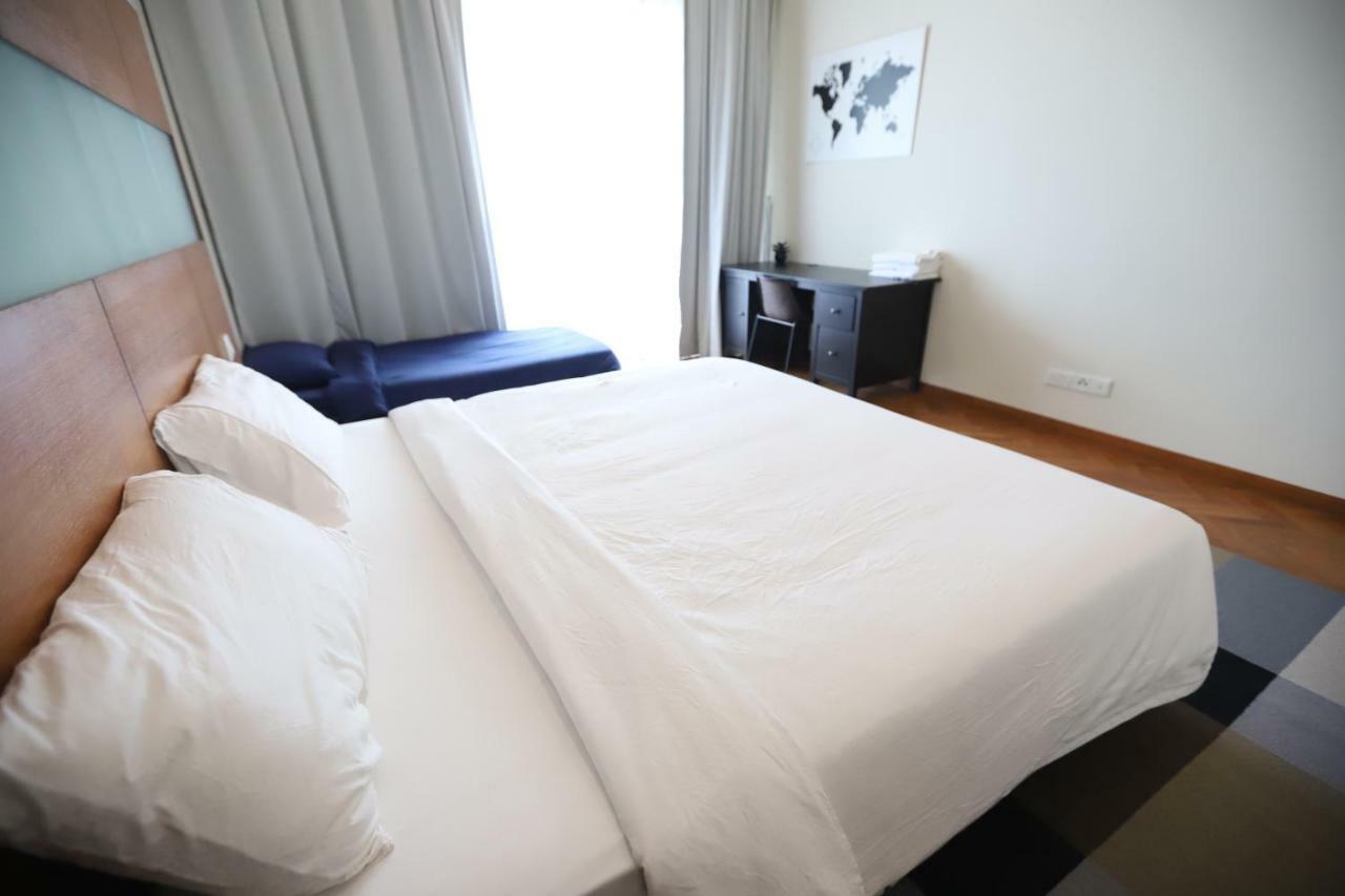 Apartamento The Straits Quay Marina By Messina Clive George Town Exterior foto