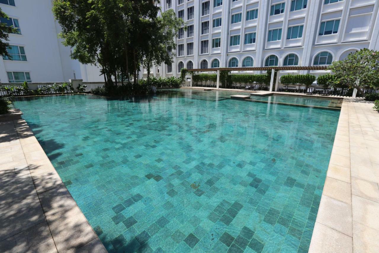 Apartamento The Straits Quay Marina By Messina Clive George Town Exterior foto
