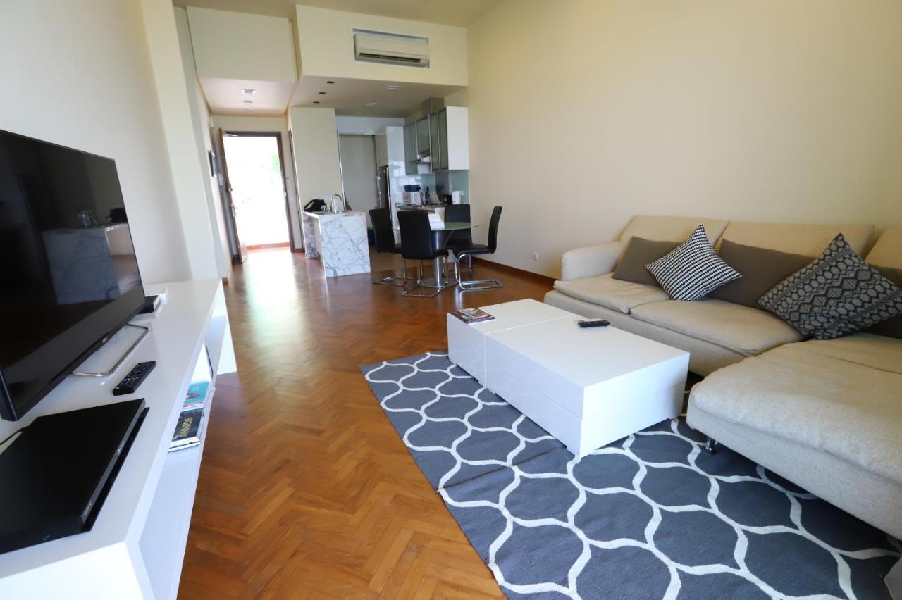 Apartamento The Straits Quay Marina By Messina Clive George Town Exterior foto
