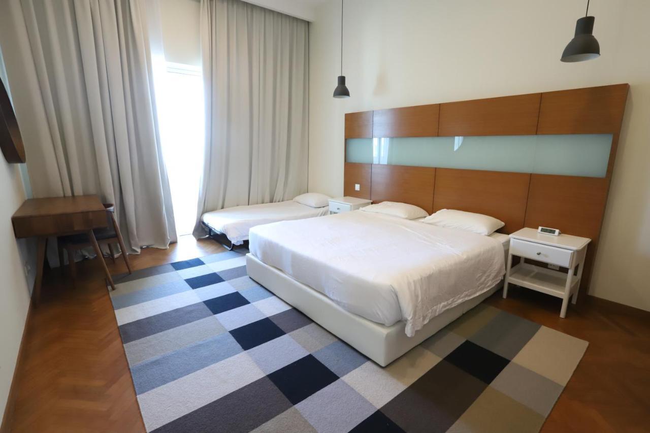 Apartamento The Straits Quay Marina By Messina Clive George Town Exterior foto